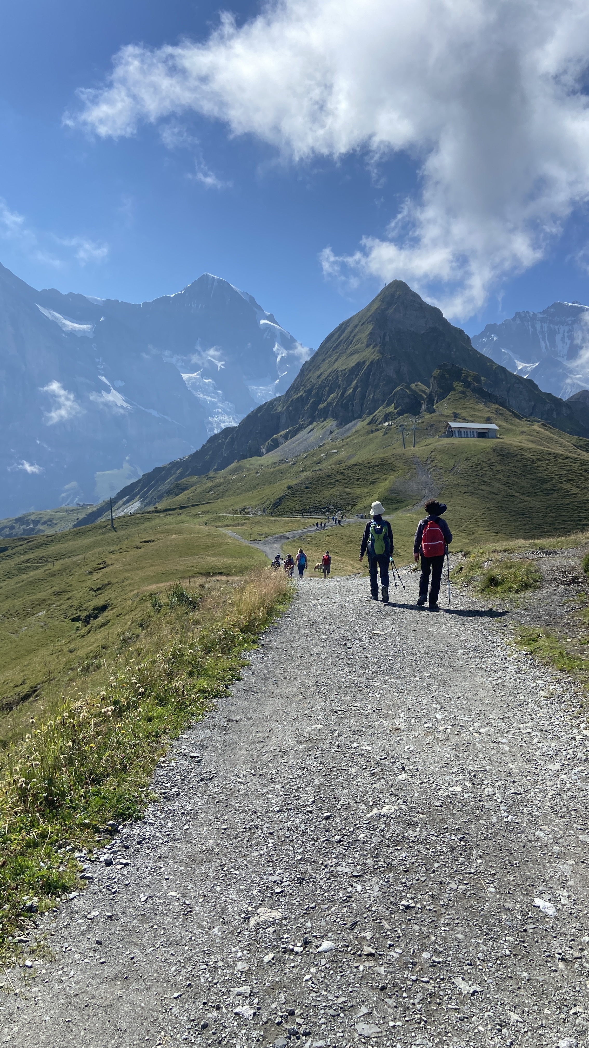 trail form mannlichen to kleine scheidegg switzerland