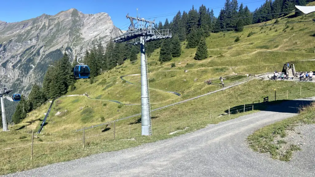 Rodelbahn Oeschinensee Kandersteg mountain coaster