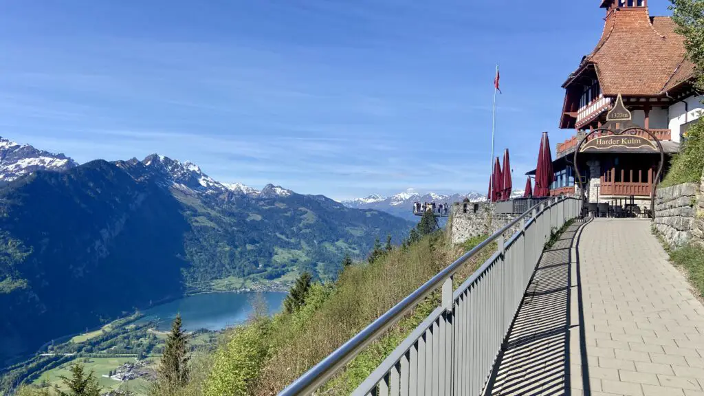 harder kulm building and views