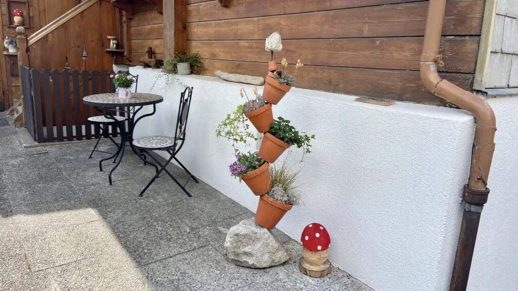 potted plants on brunngasse brienz switzerland