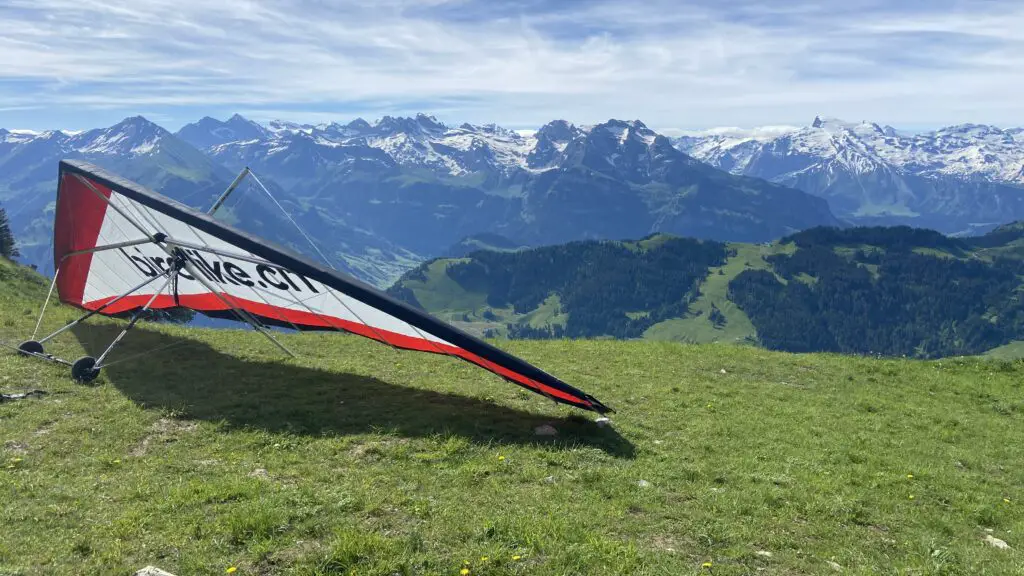 tanden hang gliding at stanserhorn switzerland