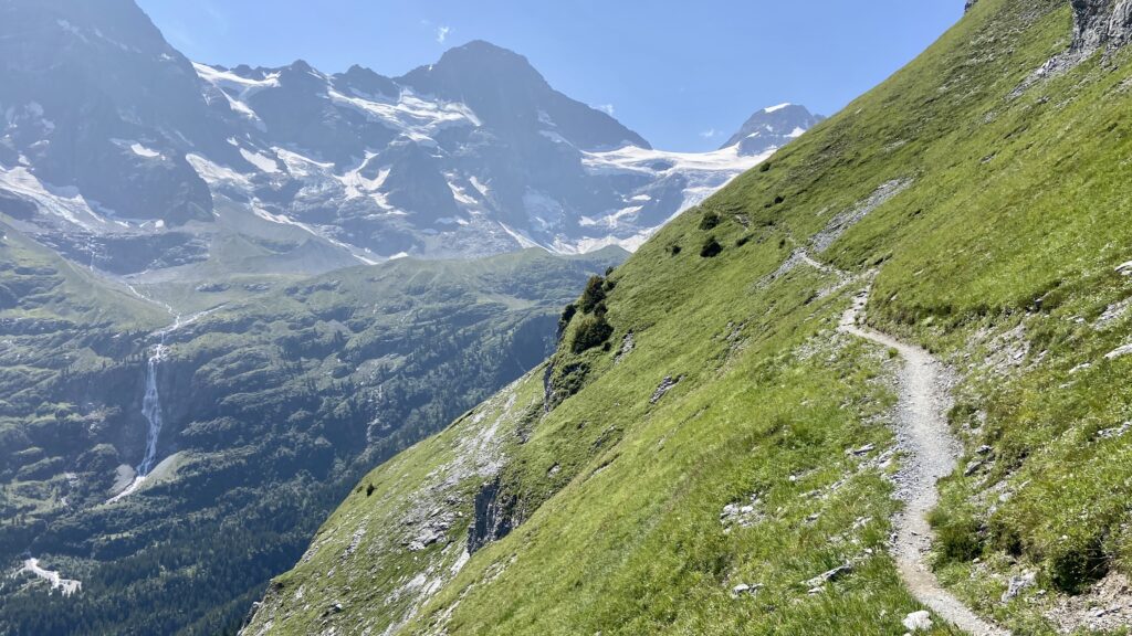 hike from the base of the tanzbodeli toward obersteinberg