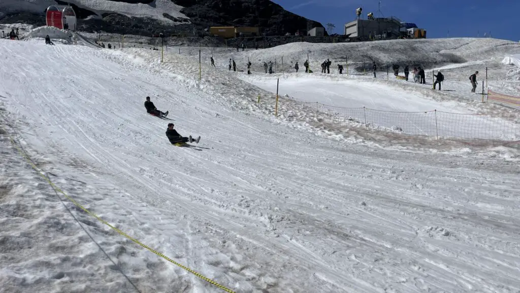 snow tubing and snow activities at titlis glacier park