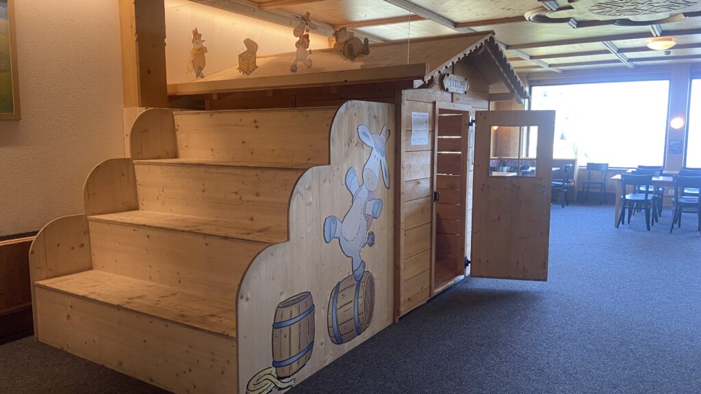 indoor playground in trubsee restaurant