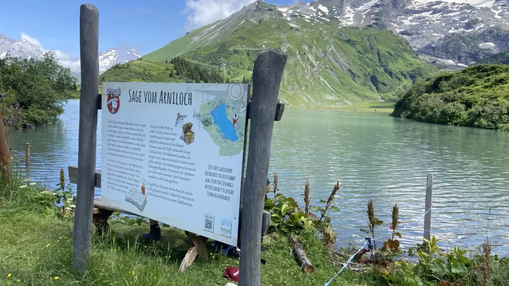 sign for kids trail around trübsee lake
