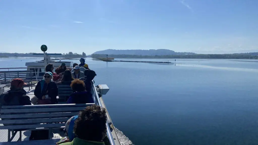 boat in neuchatel canal