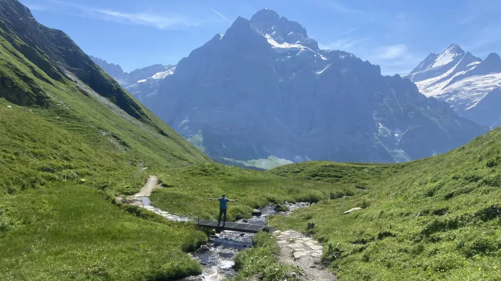brett hiking from grindelwald first to grosse scheidegg
