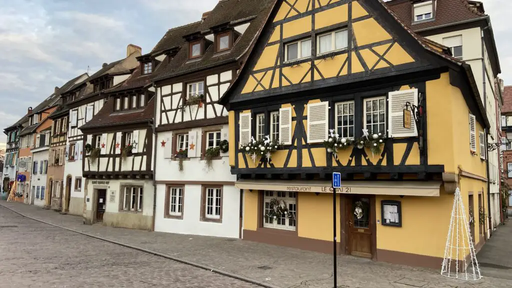 christmas decorated houses in colmar france for christmas