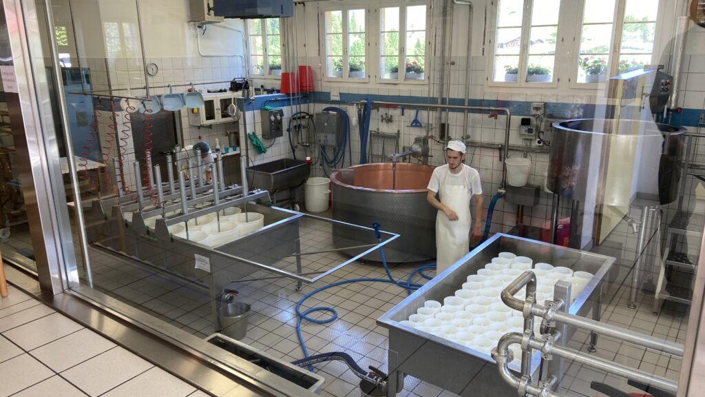 engstlensee swiss cheese factory