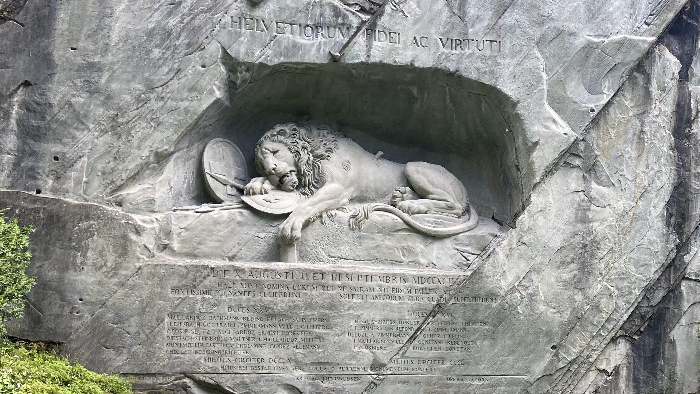 lion monument lucerne switzerland