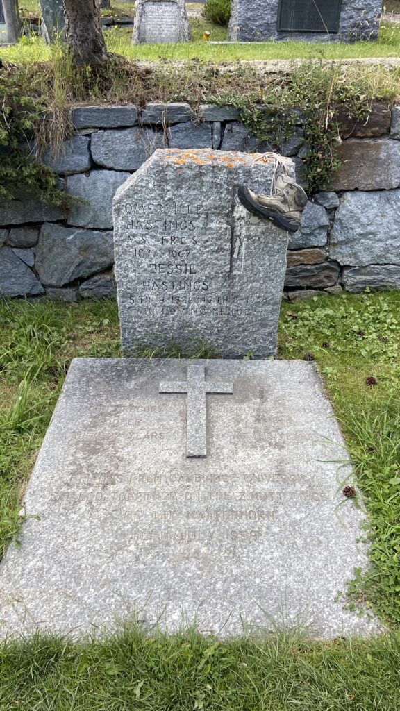 grave in zermatt switzerland hikers cemetary matterhorn mountaineers matterhorn climbers