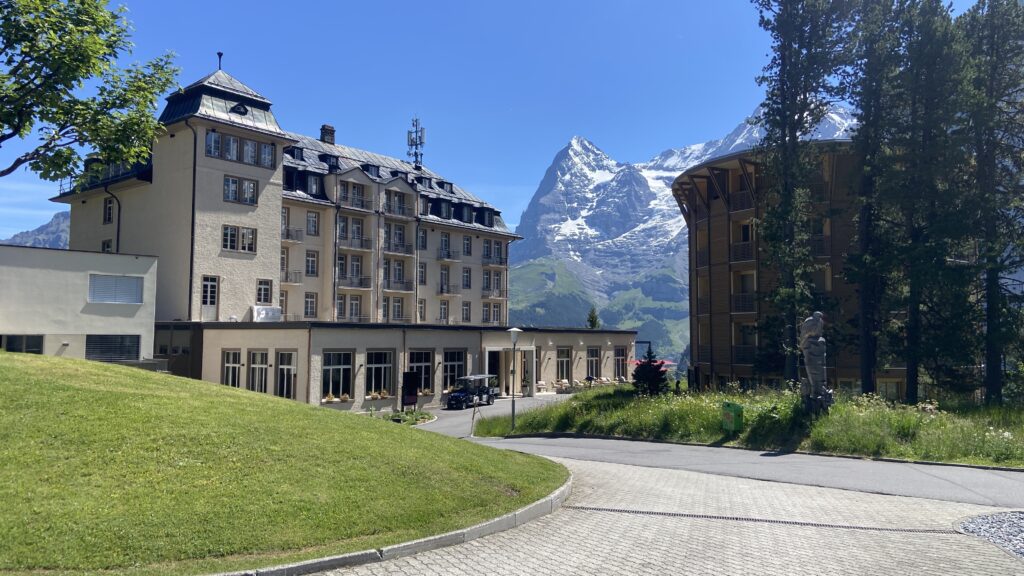 murren switzerland luxury hotel